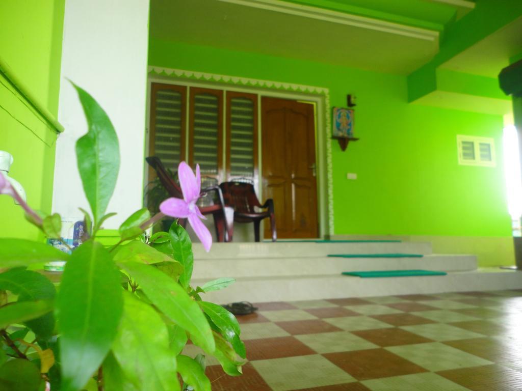 Sajeev Home Stay Cherai Beach Ngoại thất bức ảnh