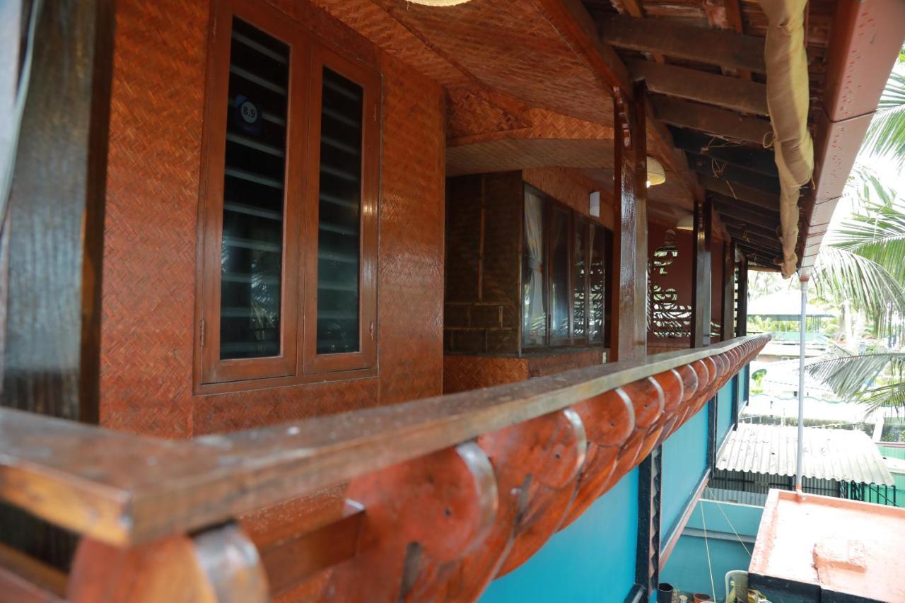 Sajeev Home Stay Cherai Beach Ngoại thất bức ảnh