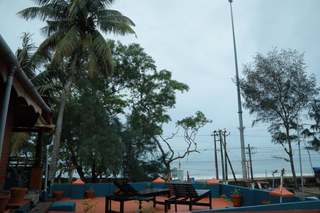 Sajeev Home Stay Cherai Beach Ngoại thất bức ảnh
