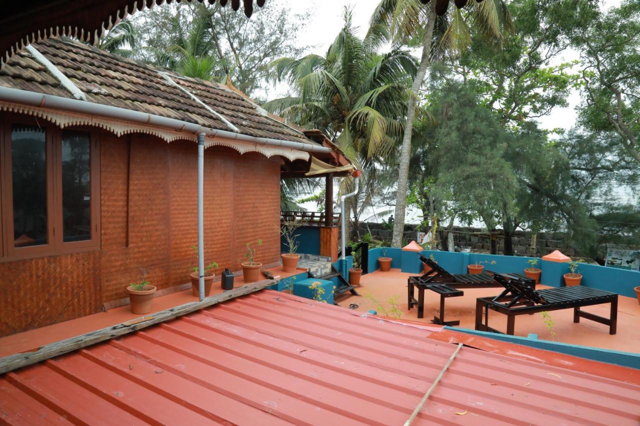 Sajeev Home Stay Cherai Beach Ngoại thất bức ảnh